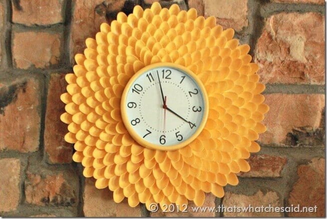 Plastic Spoon Flower Clock