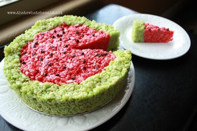 Rice Krispie Treats that resemble a watermelon! So fun! 