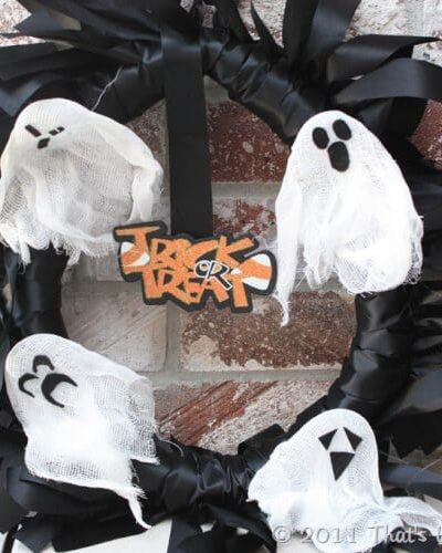 Halloween Ghost Wreath