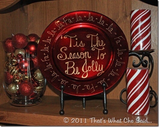 Hand_Drawn_Christmas_Charger_Decor_at_thatswhatchesaid.net_