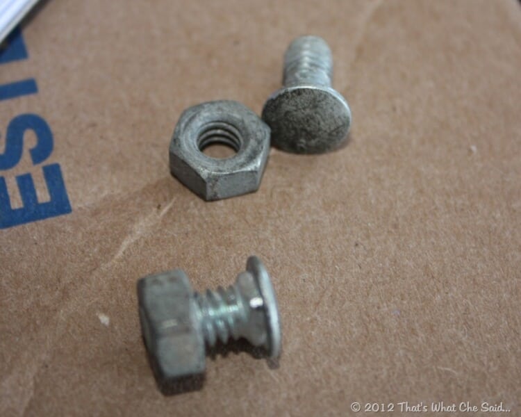 A picture of the type of nuts and bolts needed.  Flat ended short bolts
