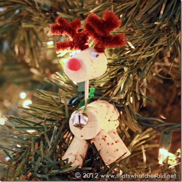 Hanging reindeer ornament