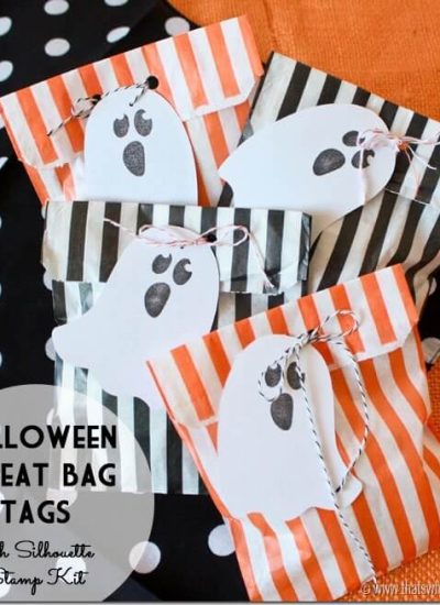 Halloween-Treat-Bags-with-Ghost-Stamped-Tags