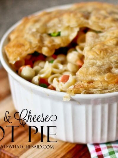 Macaroni & Cheese Pot Pie Recipe at thatswhatchesaid.com