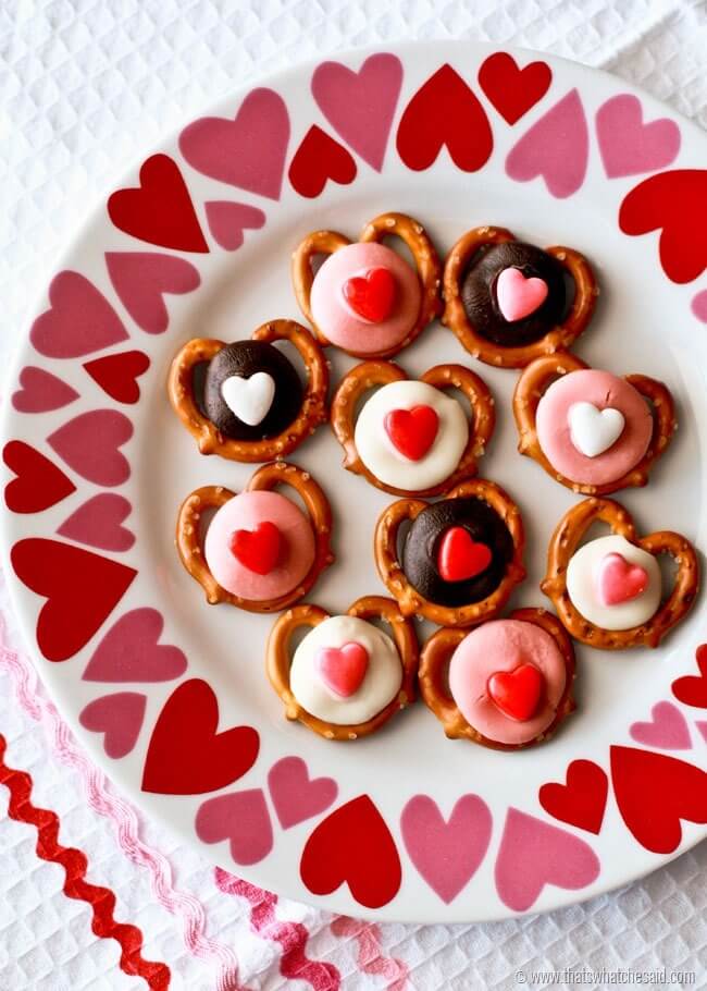 Valentine Pretzel Bites at thatswhatchesaid.com