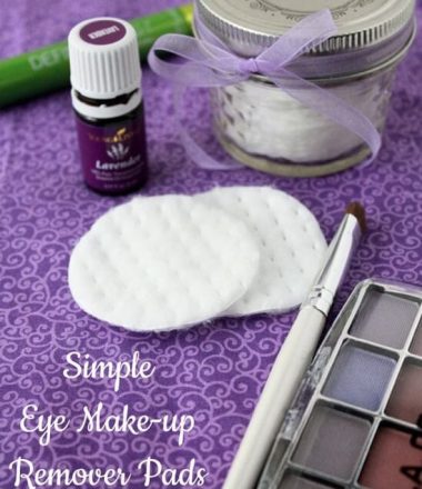 Simple Natural Ingredient DIY Eye Make Up Remover Pads