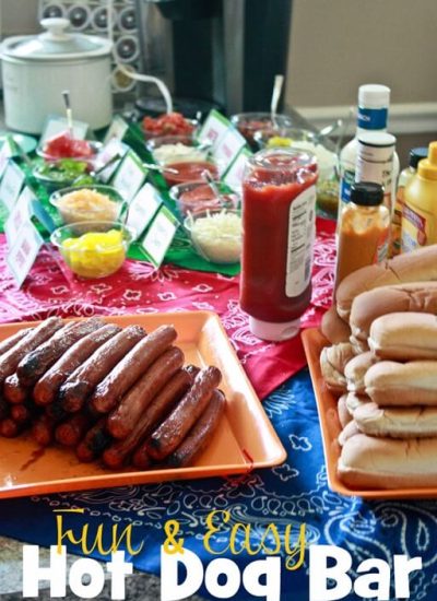 Fun-Easy-Hot-Dog-Bar-at-thatswhatchesaid.com