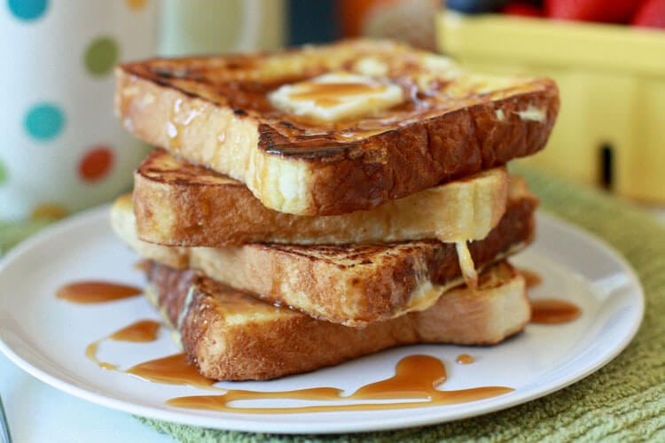 Caramel-Macchiato-French-Toast-Recipe-at-thatswhatchesaid.com