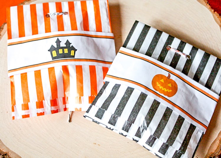 Halloween Treat Bags with the Labels decorating the treat bags