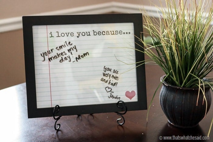 Love Notes Frame + Free Printable! Perfect for a family Valentine activity from www.thatswhatchesaid.com