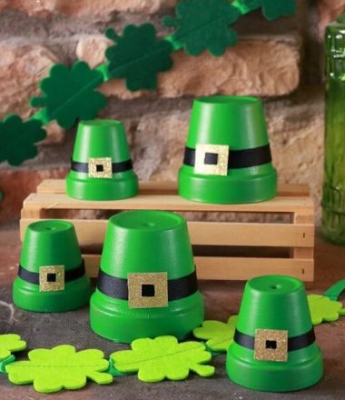 Leprechaun Hats from Clay Pot Crafts