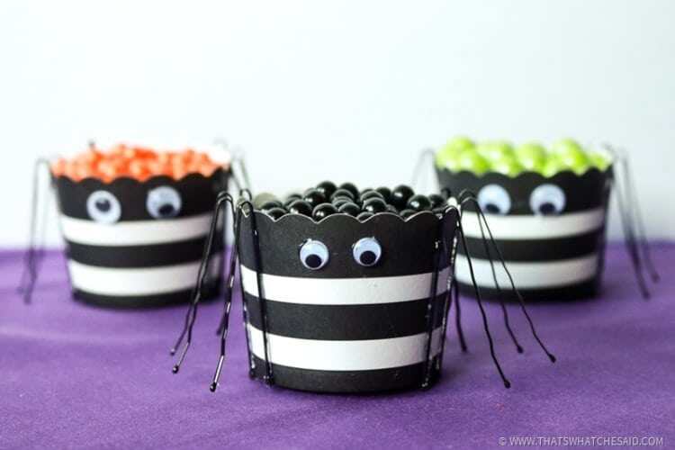 Fill Spider Treat Cups with your favorite snack!