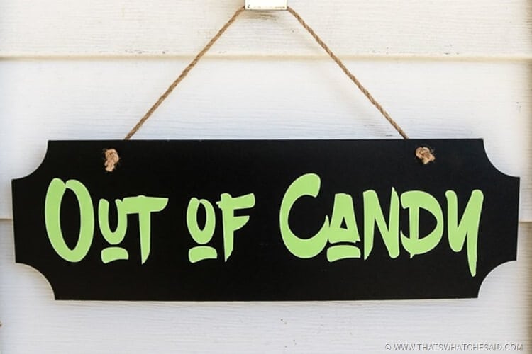 Glow-In-The-Dark Trick-or-Treat Sign-6