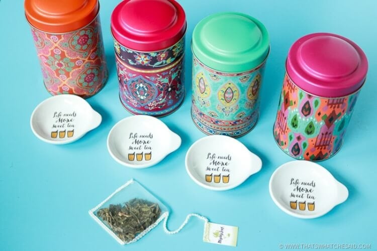 Tea Tins and Tea Bag Rests as Attendance Gifts