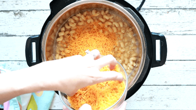 How to make instant pot mac and cheese