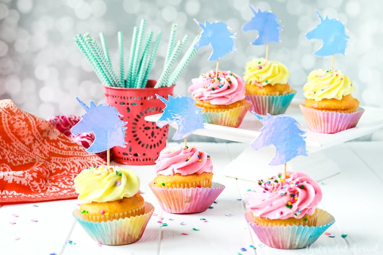 HOLOGRAPHIC UNICORN CUPCAKE TOPPERS