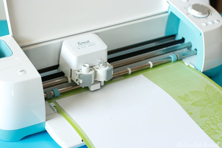 Cutting Heat transfer vinyl on a cricut machine