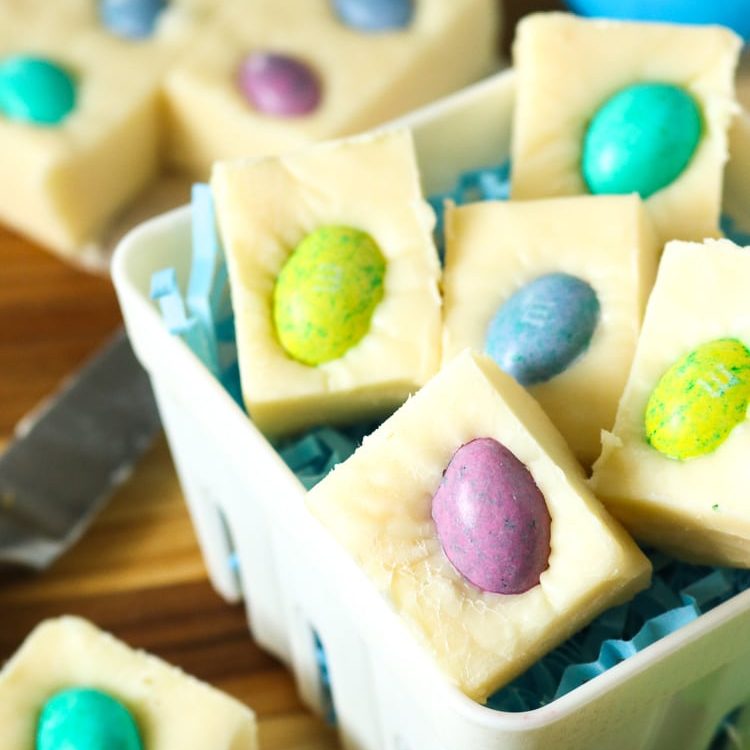 Easy Easter Fudge 4 Ingredients That's What {Che} Said...