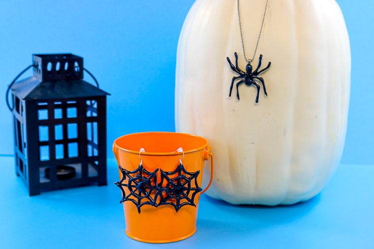 Hot Glue Halloween Jewelry Spider Web Earrings and a Spider Necklace made from Hot Glue