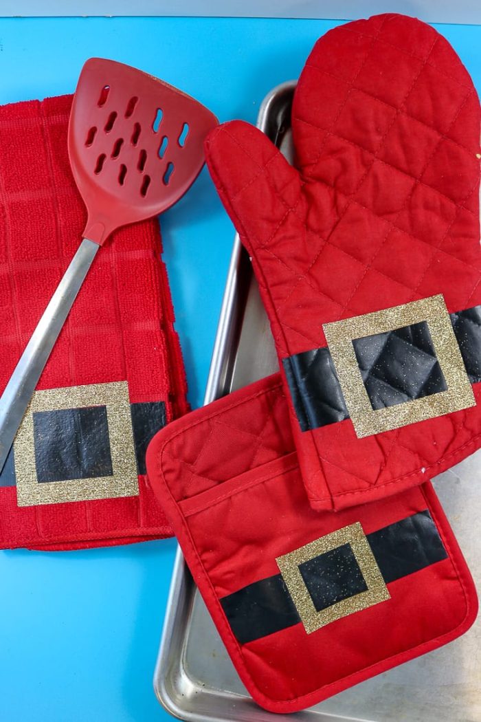 Santa Oven Mit, Hot Pad and Dish Towel