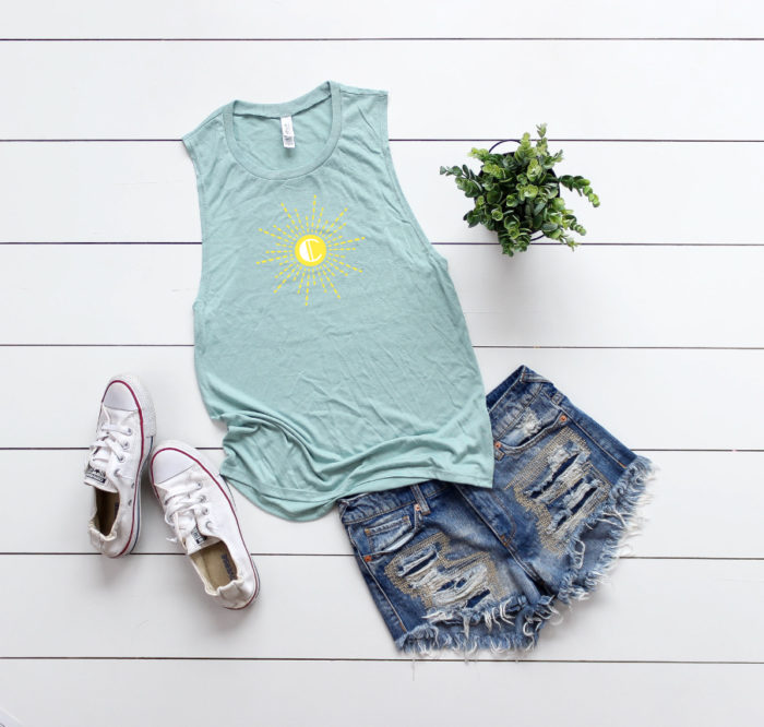 Sunburst Monogram Design on Cricut Design Space.
