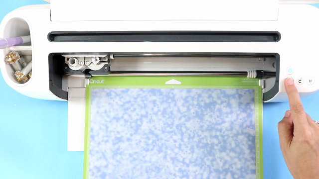 Loading the Infusible Ink Sheet & Mat into a Cricut Maker