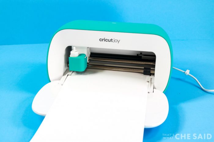 Cricut Joy cutting white Smart Vinyl