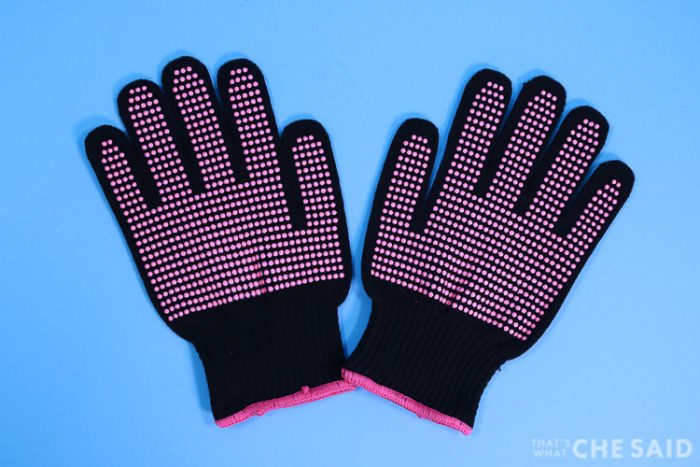 Heat resistant gloves