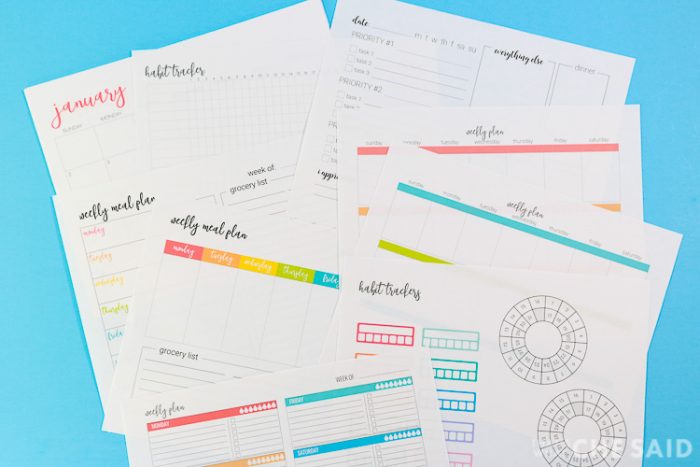 Bonus Calenadr Pack with habit trackers and more printables