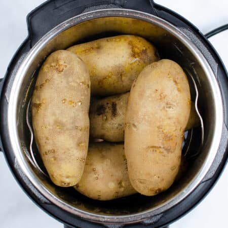 Potatoes inside an instant pot no lid