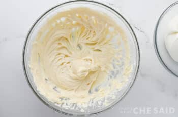 Vanilla Extract, Cream Cheese & Powdered Sugar Mixed