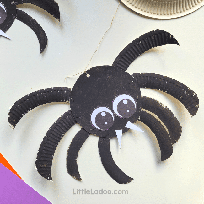 spider made from a paper plate